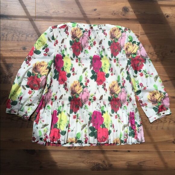 Baker Ted Baker XL (14) girls pleated bell sleeve - Picture 4 of 4